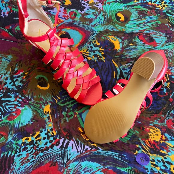 New! XOXO Sandals - Picture 3 of 3